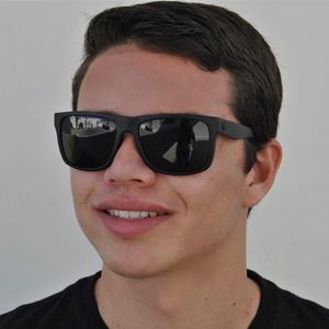 Meet your Posher, Juan